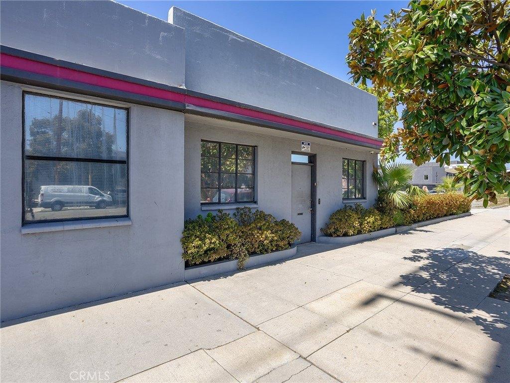 Property Image for 1812 Victory Boulevard