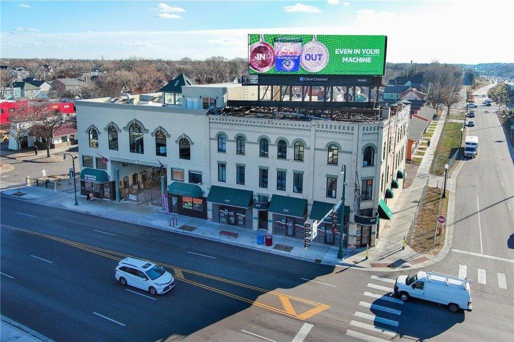 Property Image for 201 E Lake Street