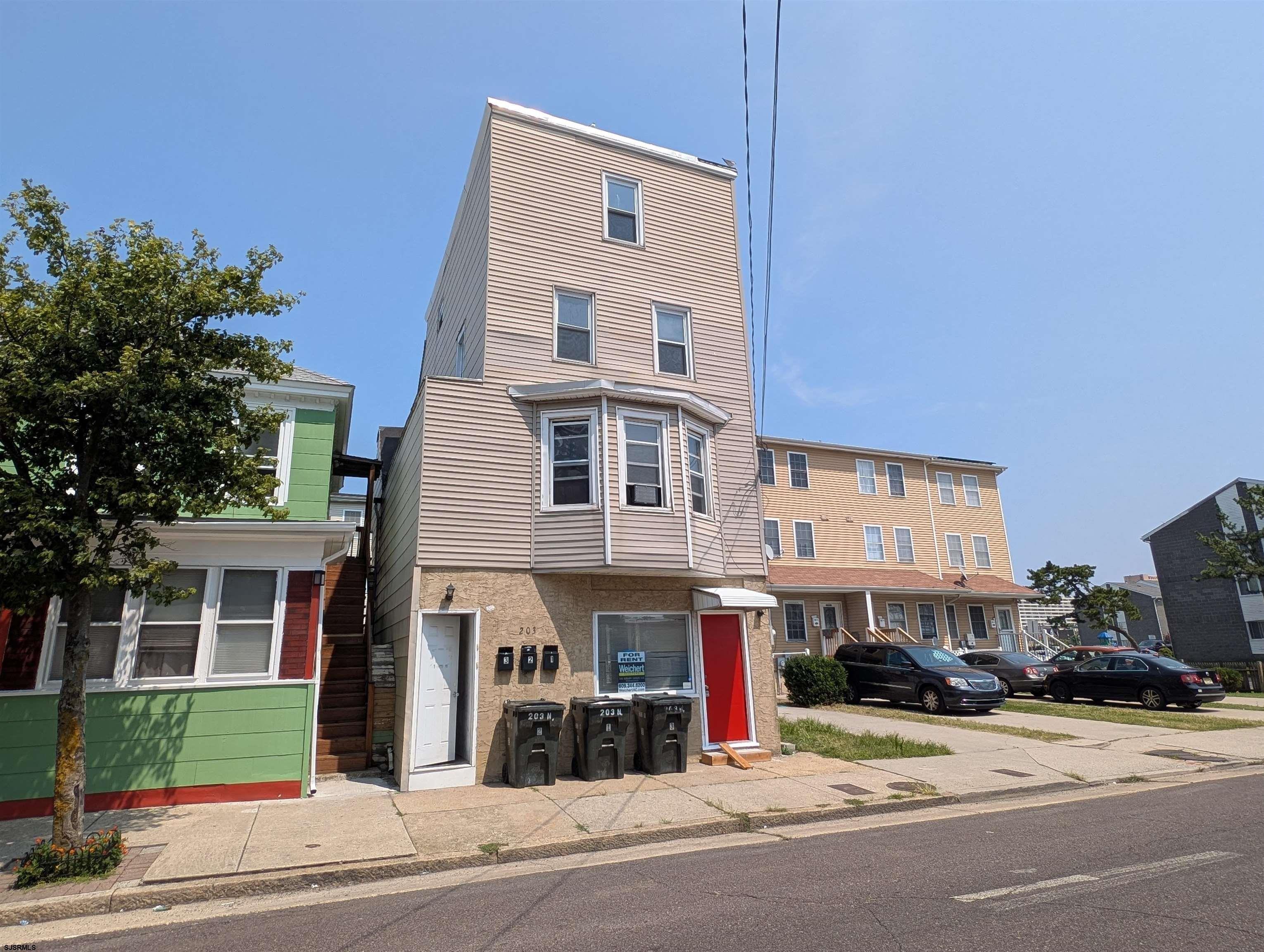 Property Image for 203 N South Carolina Ave