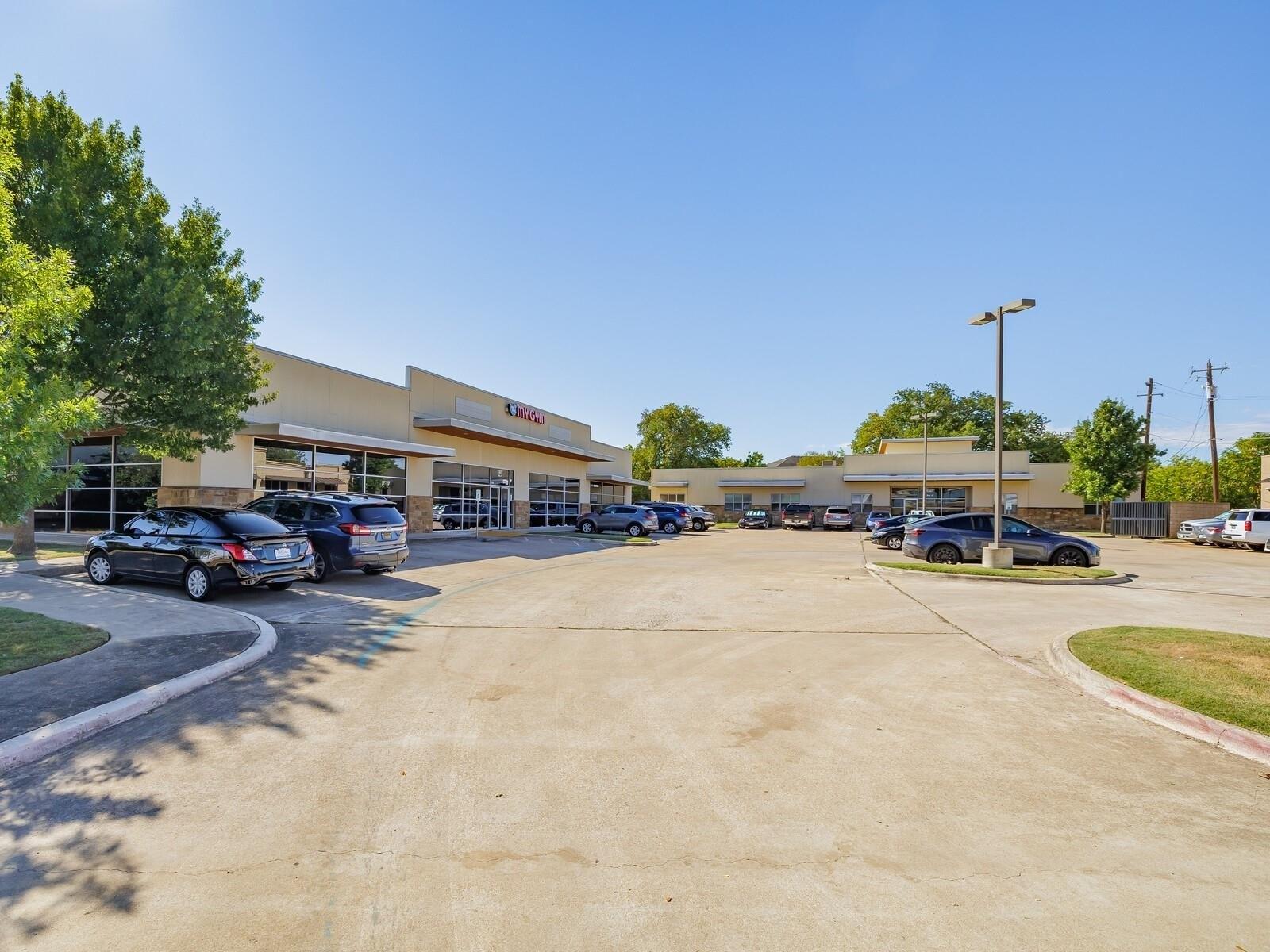 Property Image for 5307 W Hwy 290 2