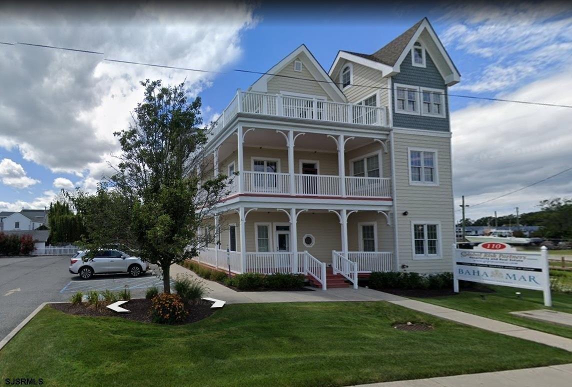 Property Image for 110 E Maryland Ave