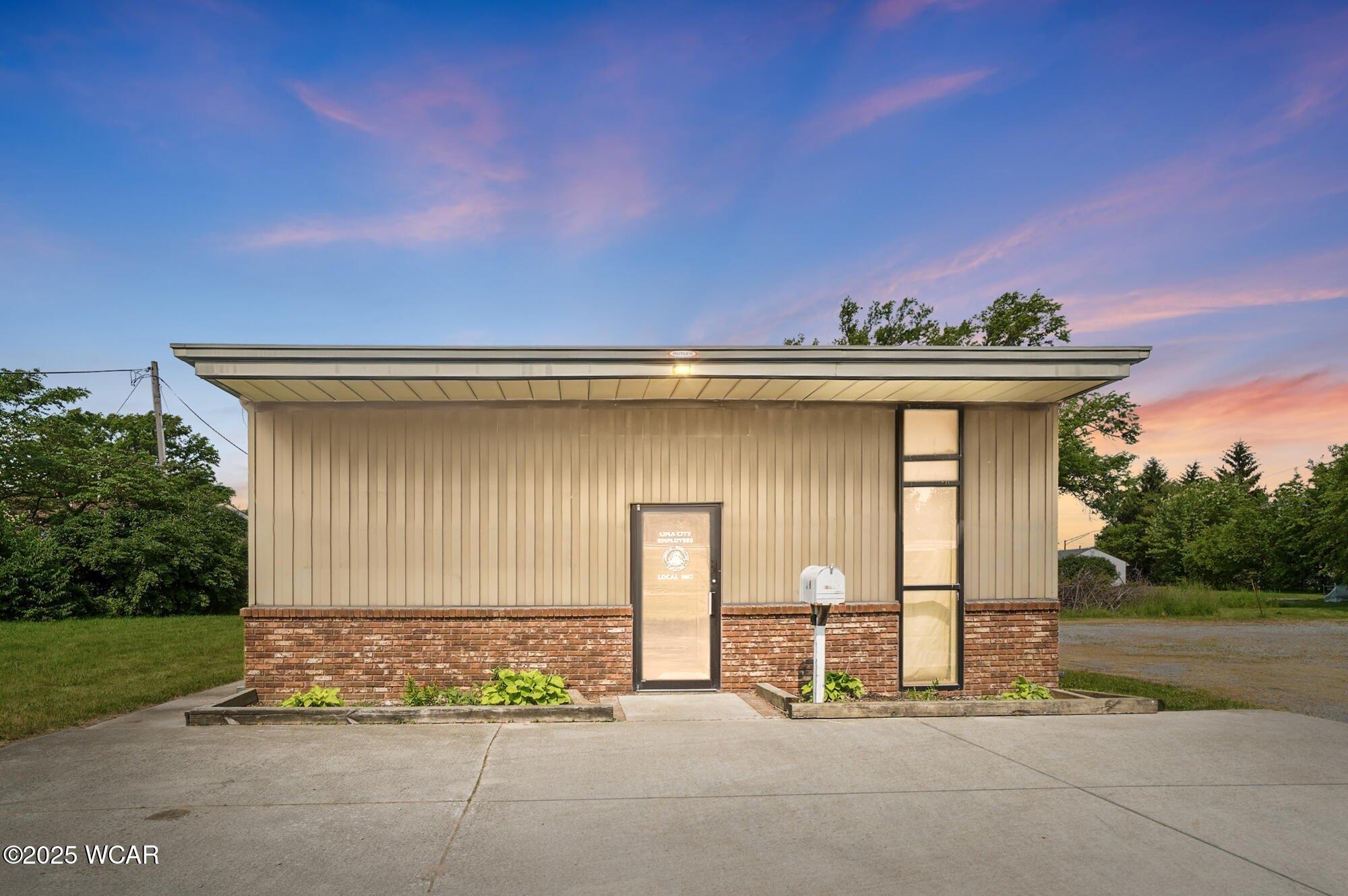 Property Image for 1007 Center Street