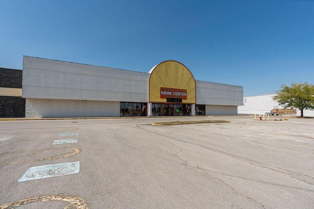 Property Image for 5351 Salem Avenue
