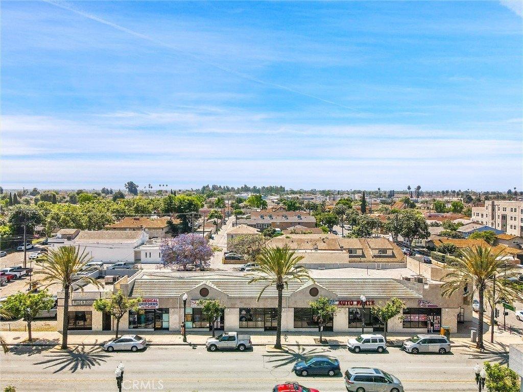 Property Image for 413 W Whittier Boulevard