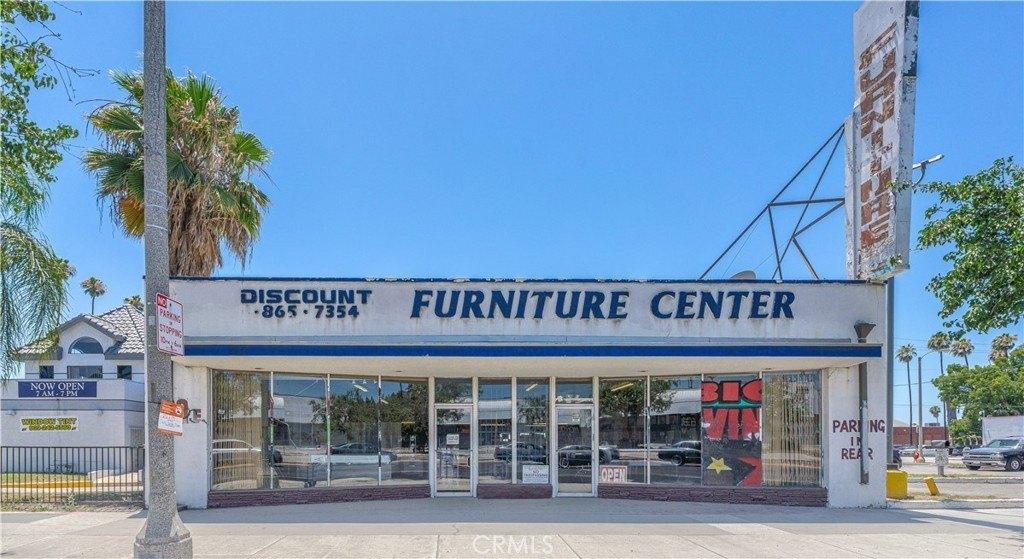 Property Image for 520 E Holt Avenue