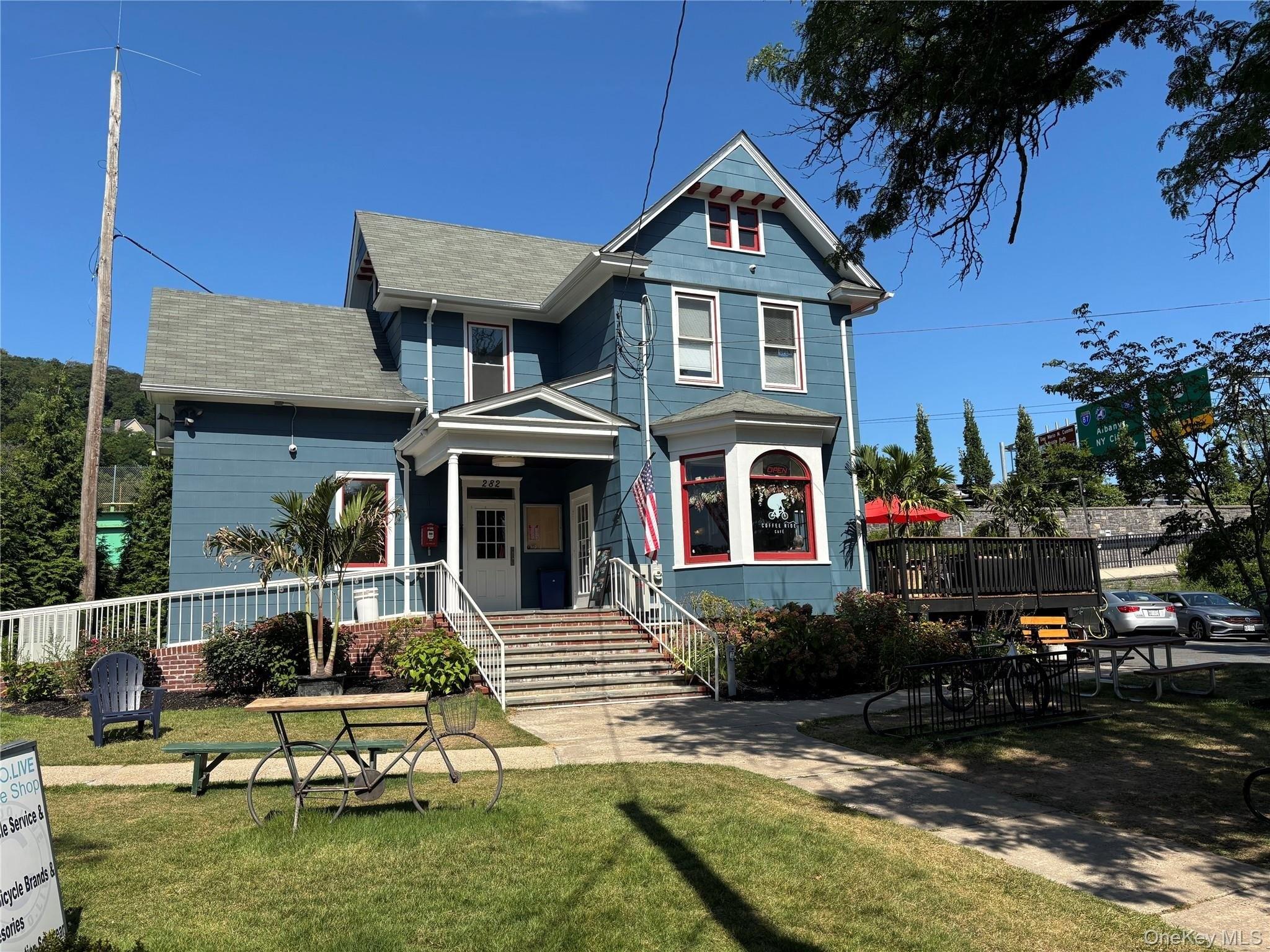 Property Image for 282 S Broadway