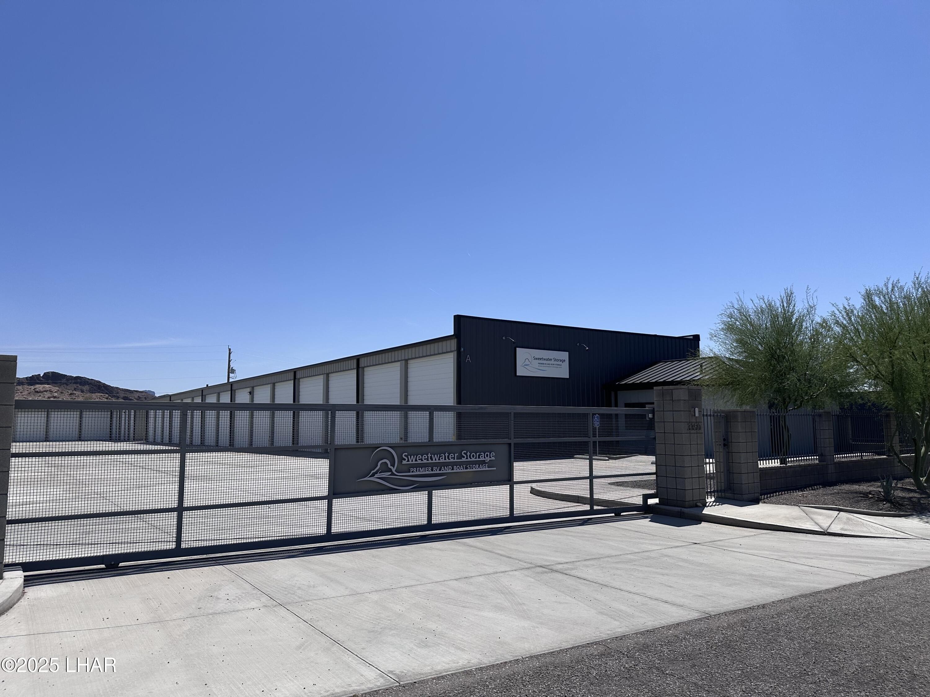 Property Image for 3350 Sweetwater Ave 58