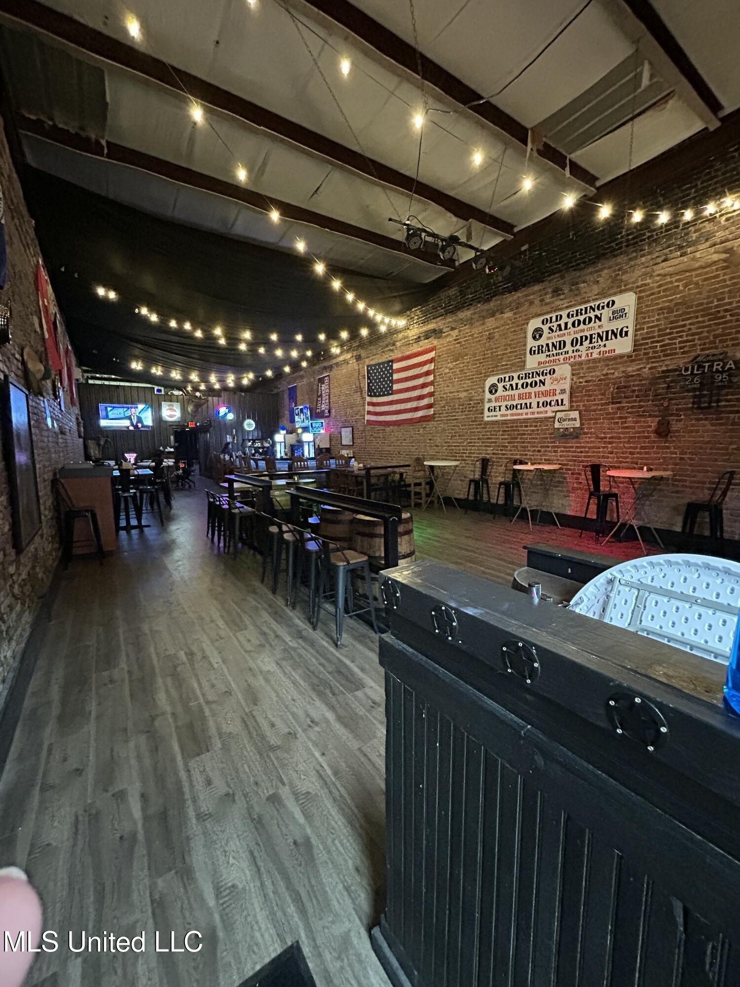 【中古】 Area 305 / Area 305 305 S Main Street, Yazoo City, MS 39194 - MLS# 4102277 | C21