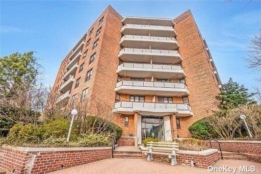 Property Image for 325 King Street 1H