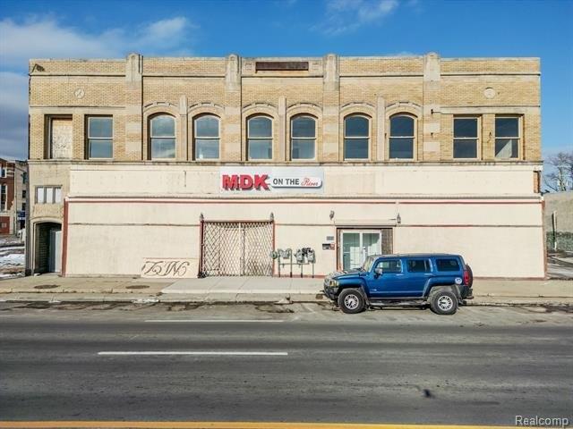Property Image for 9008 GRAND RIVER Avenue