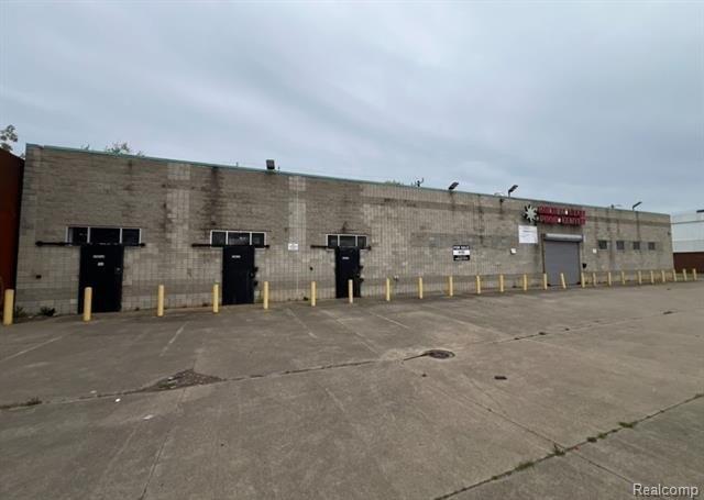Property Image for 16600 HAMILTON Avenue