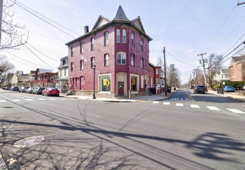 Property Image for 125 Main St