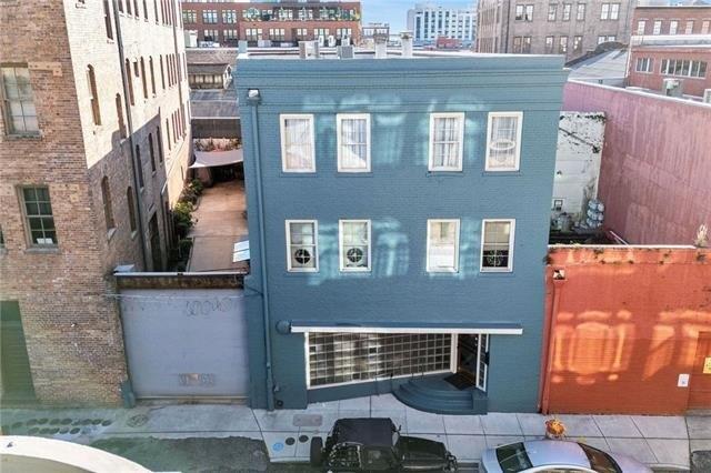 Property Image for 422 NOTRE DAME Street 1
