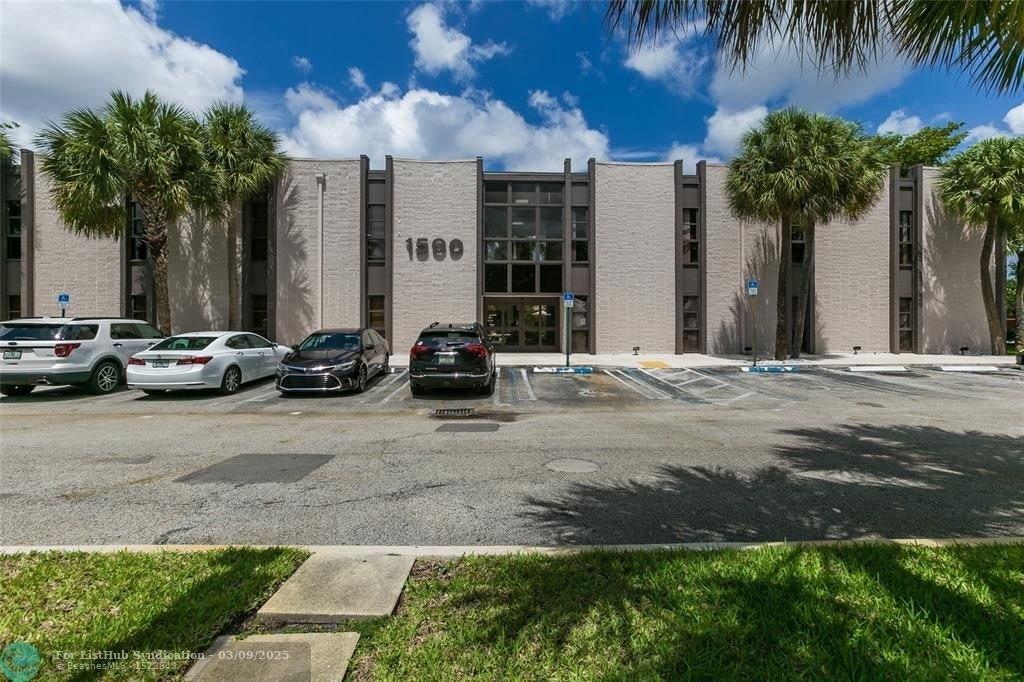Property Image for 1500 N University Dr 100