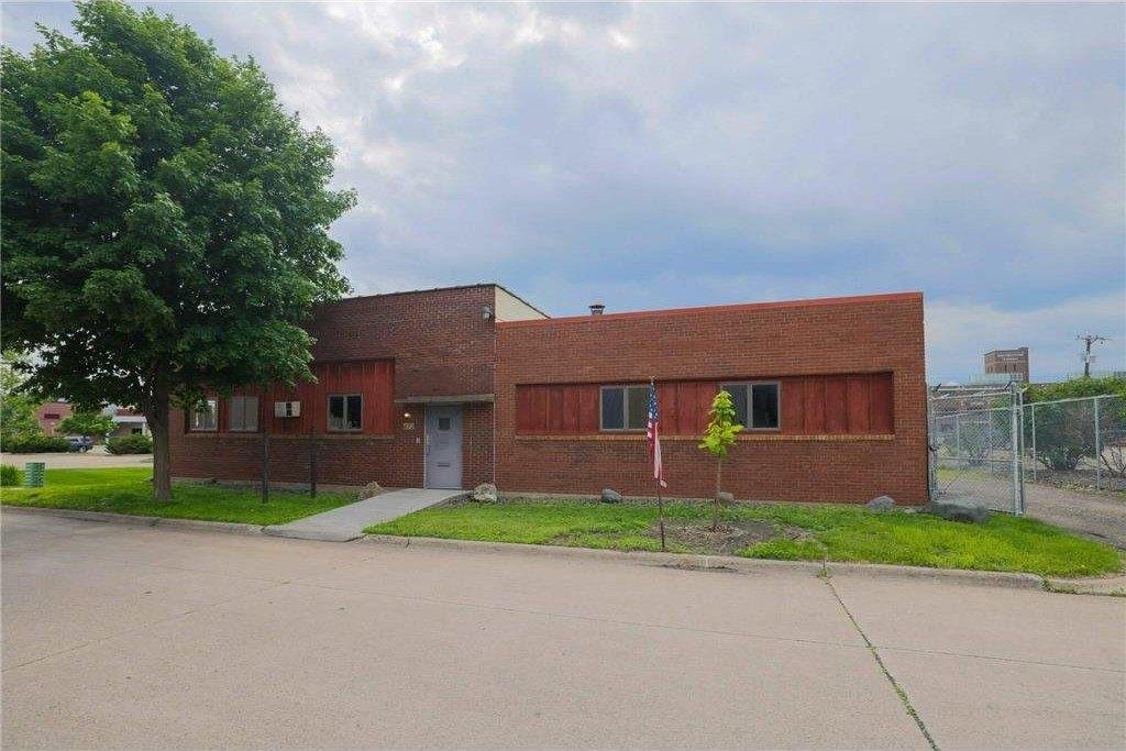 Property Image for 422 Roosevelt Street NE
