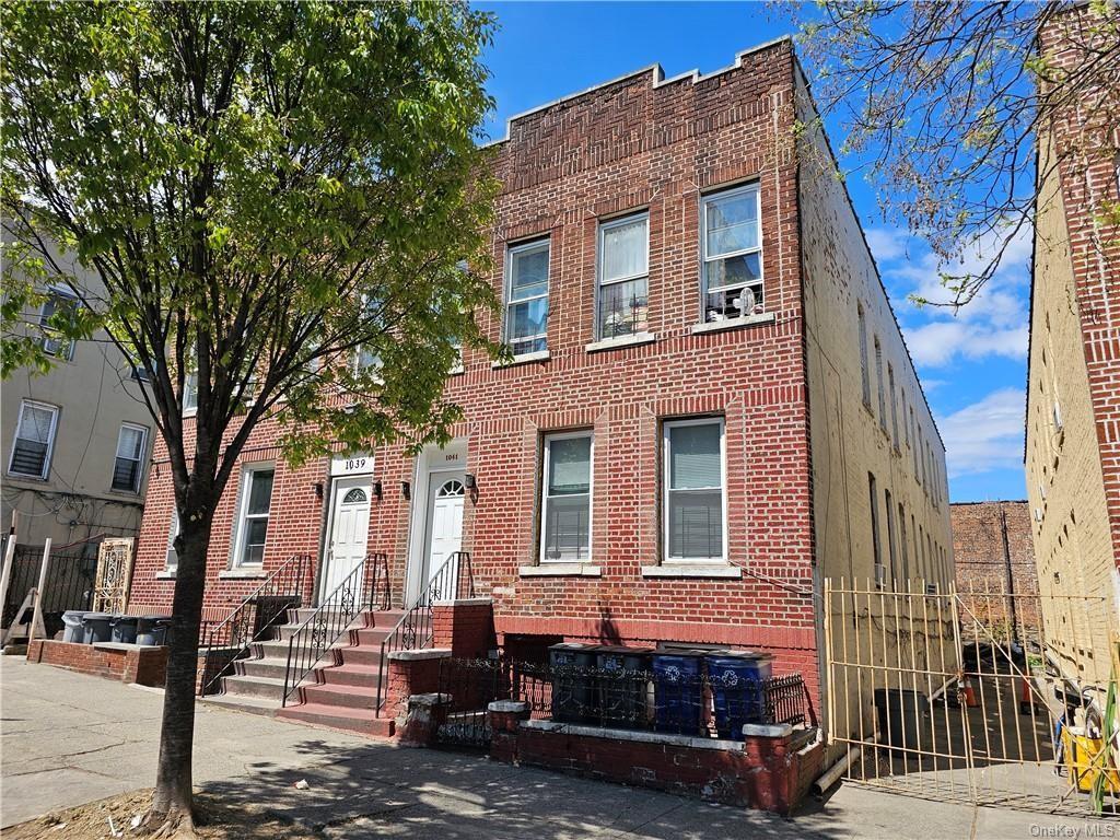 Property Image for 1041 Lowell Street