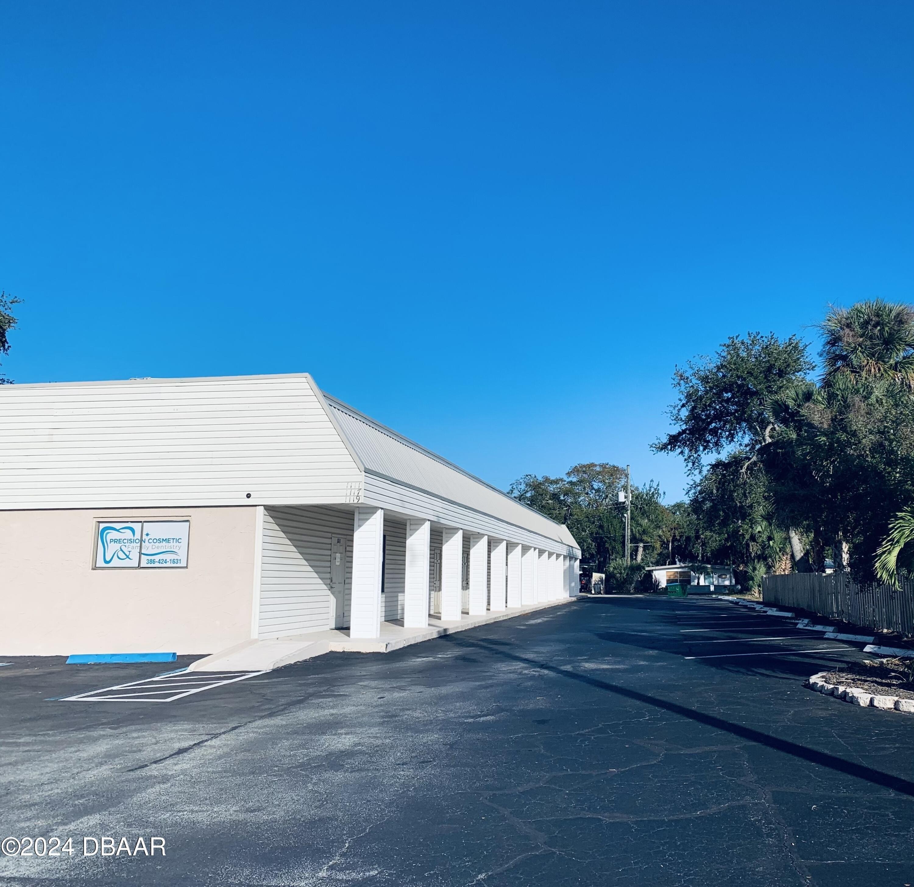 Property Image for 1115 S Dixie Fwy