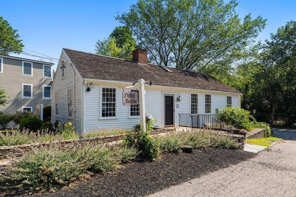 Property Image for 56 Main St