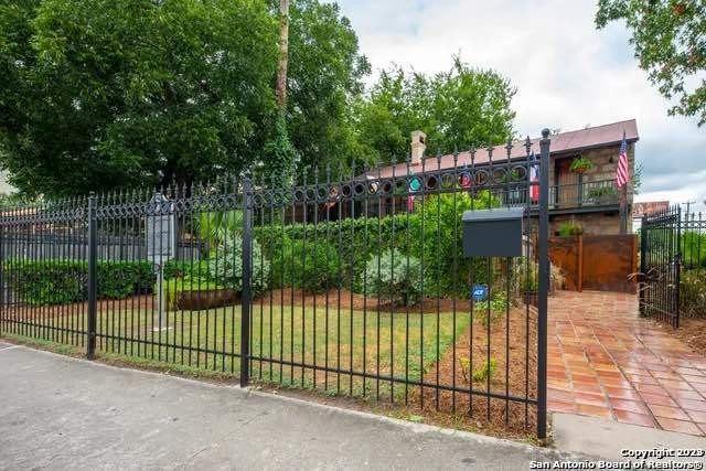 Property Image for 121 Starr
