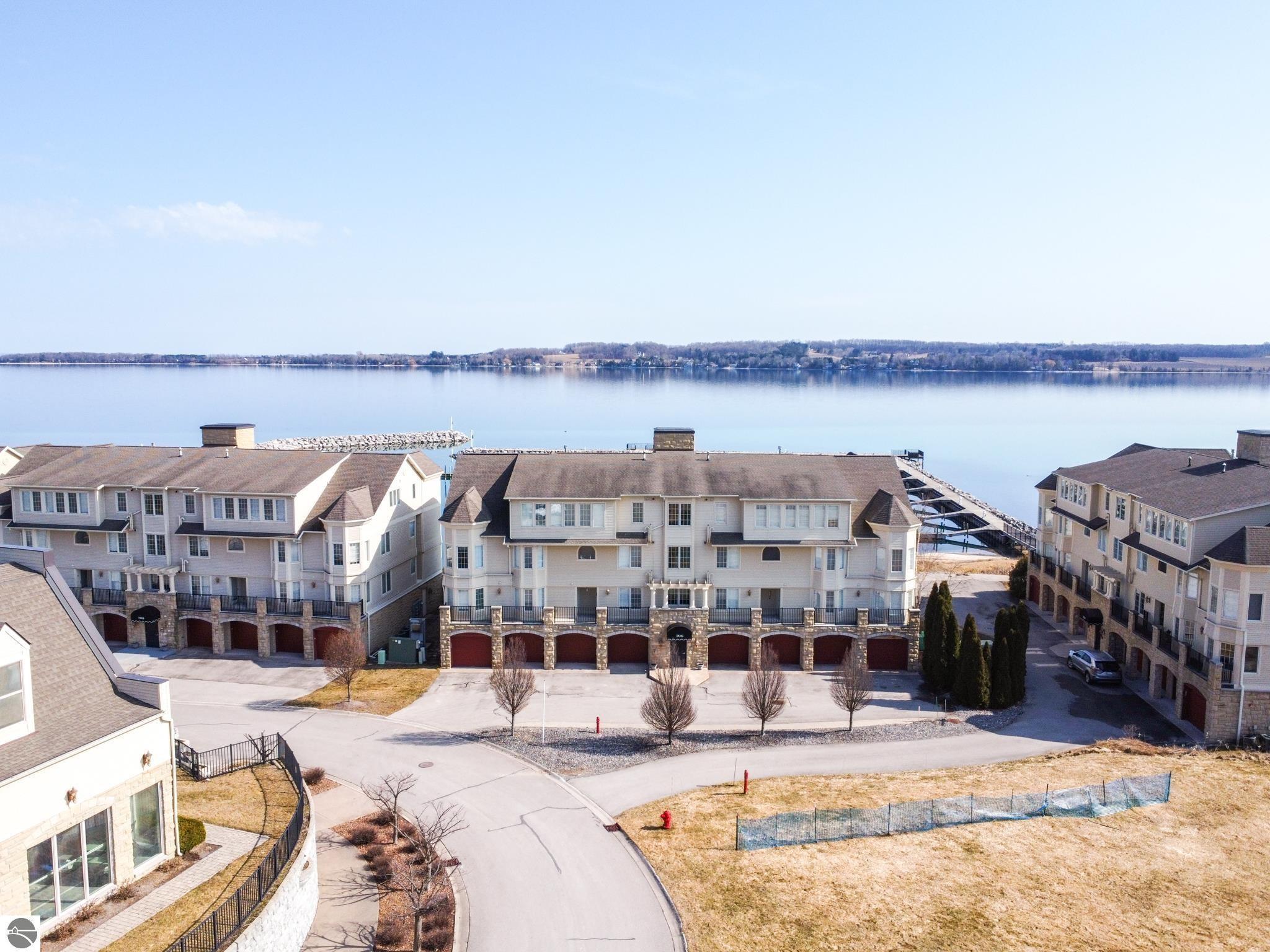 Property Image for 706 N Dockside Circle D-2