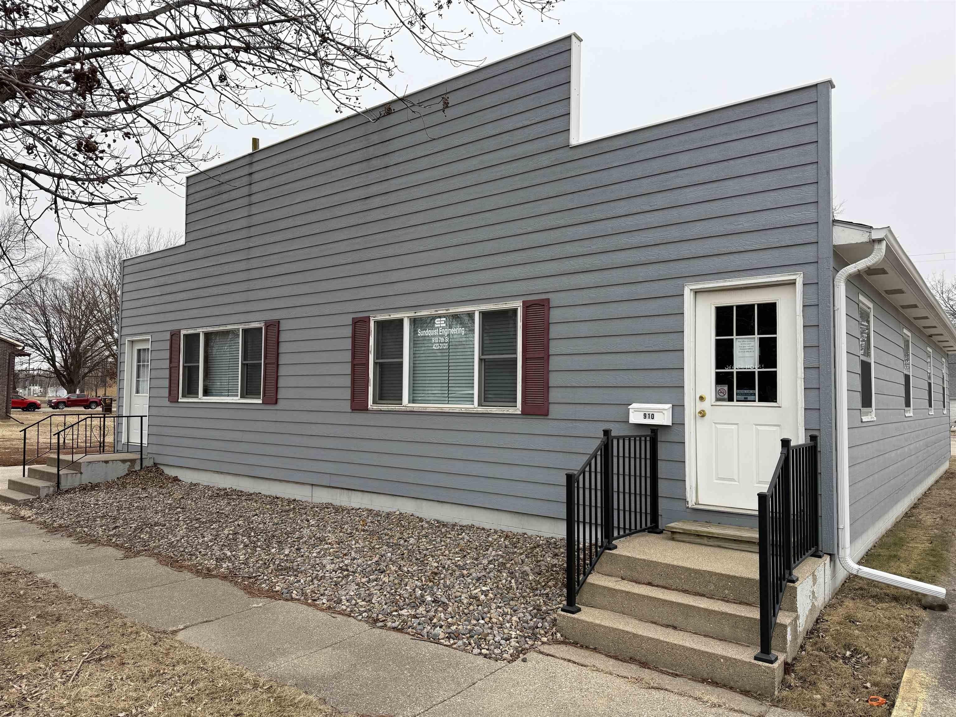 Property Image for 910-912 7th Street