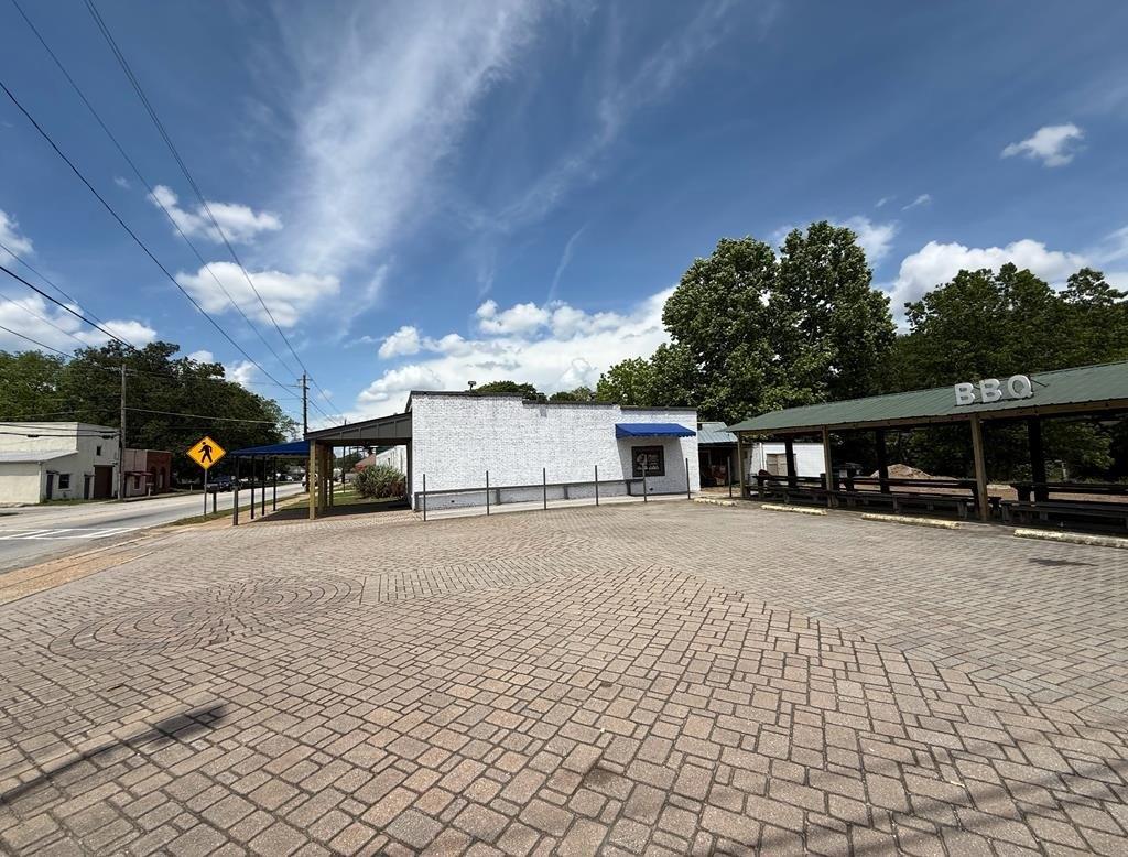 Property Image for 665 Main Street