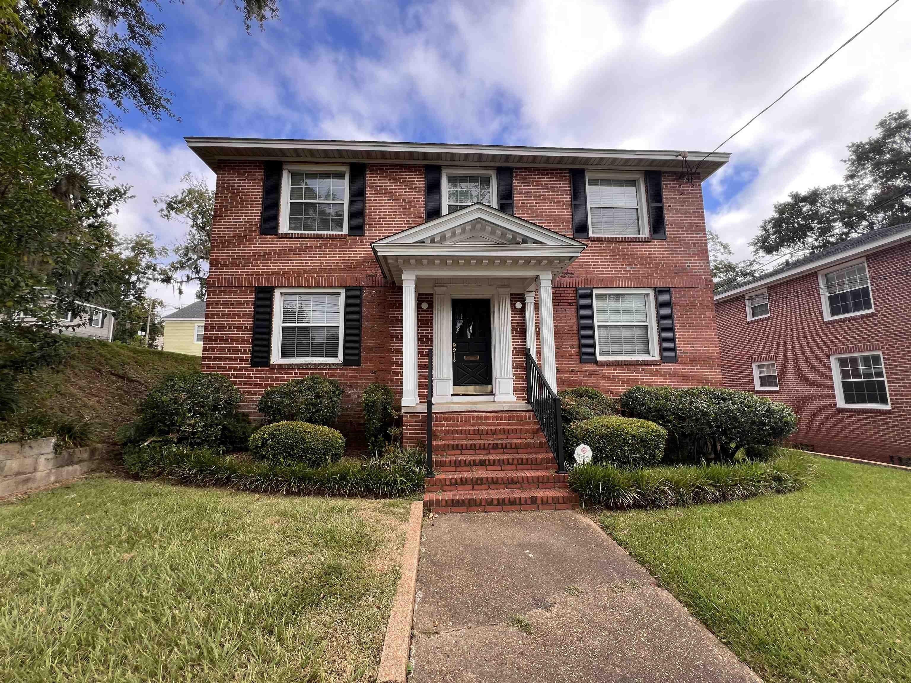 Property Image for 522 E Park Avenue