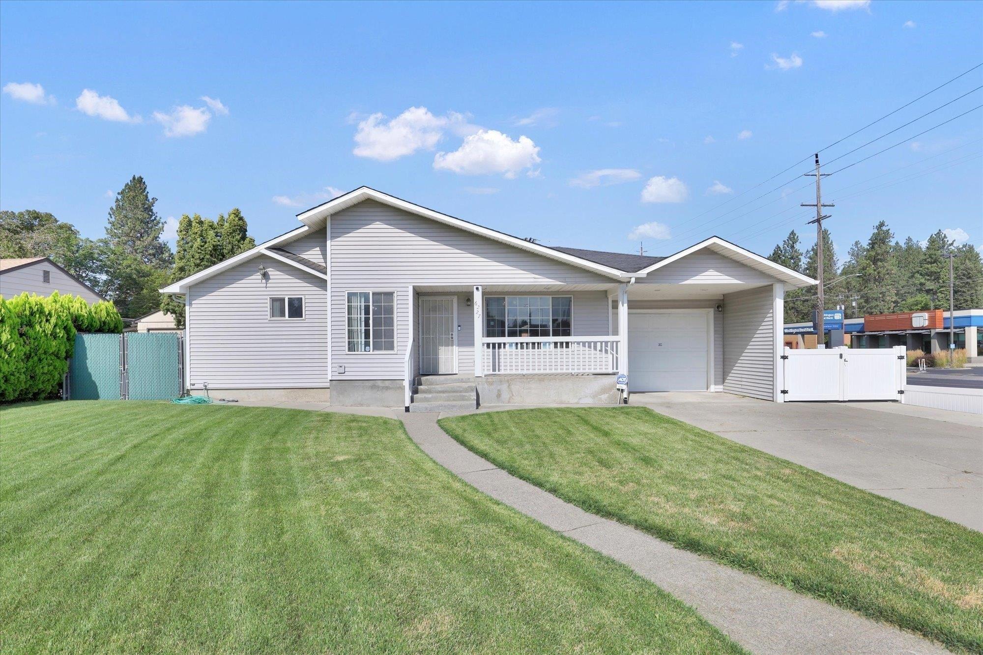 Property Image for 6227 N Elm St