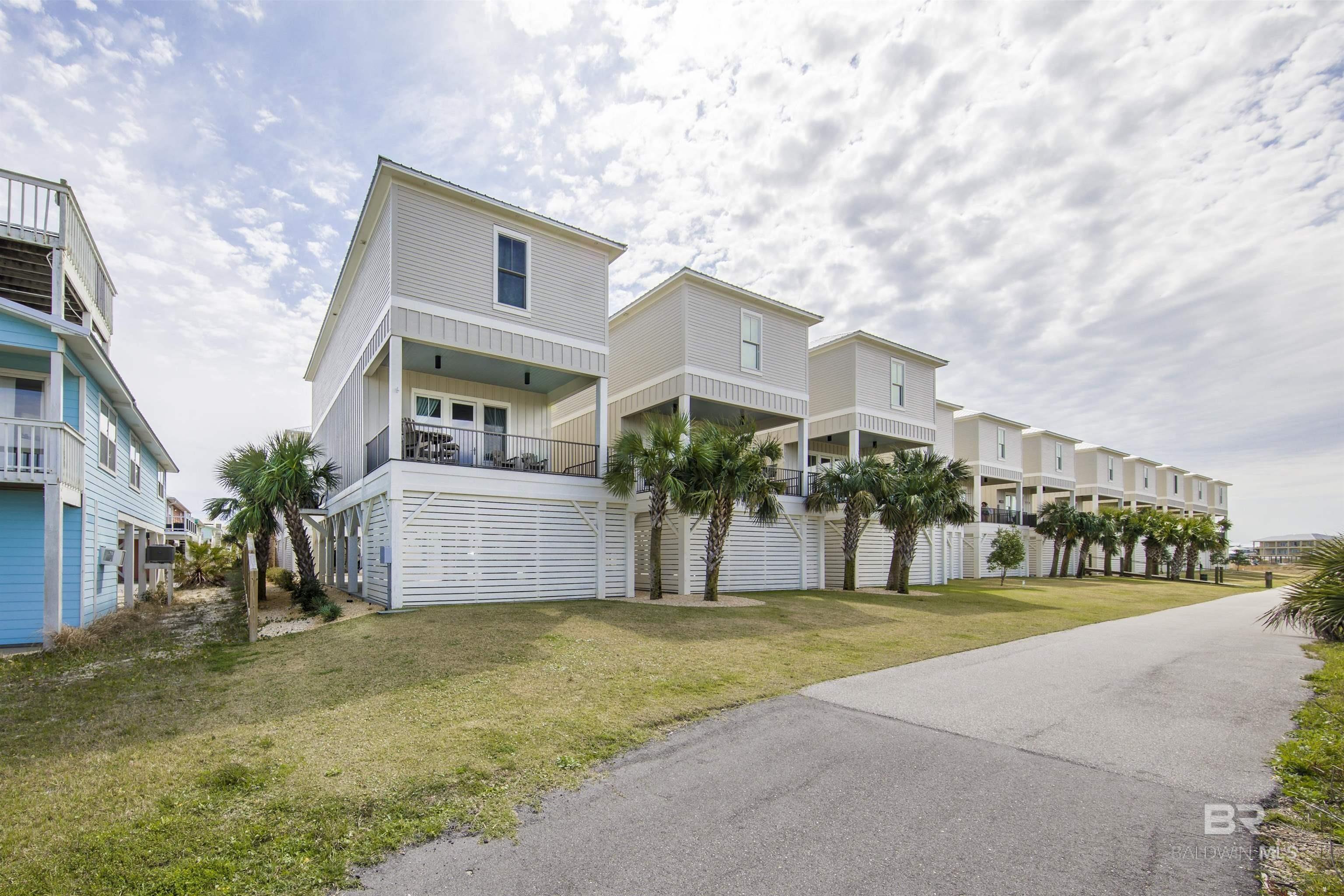 Property Image for 1592 W Beach Boulevard