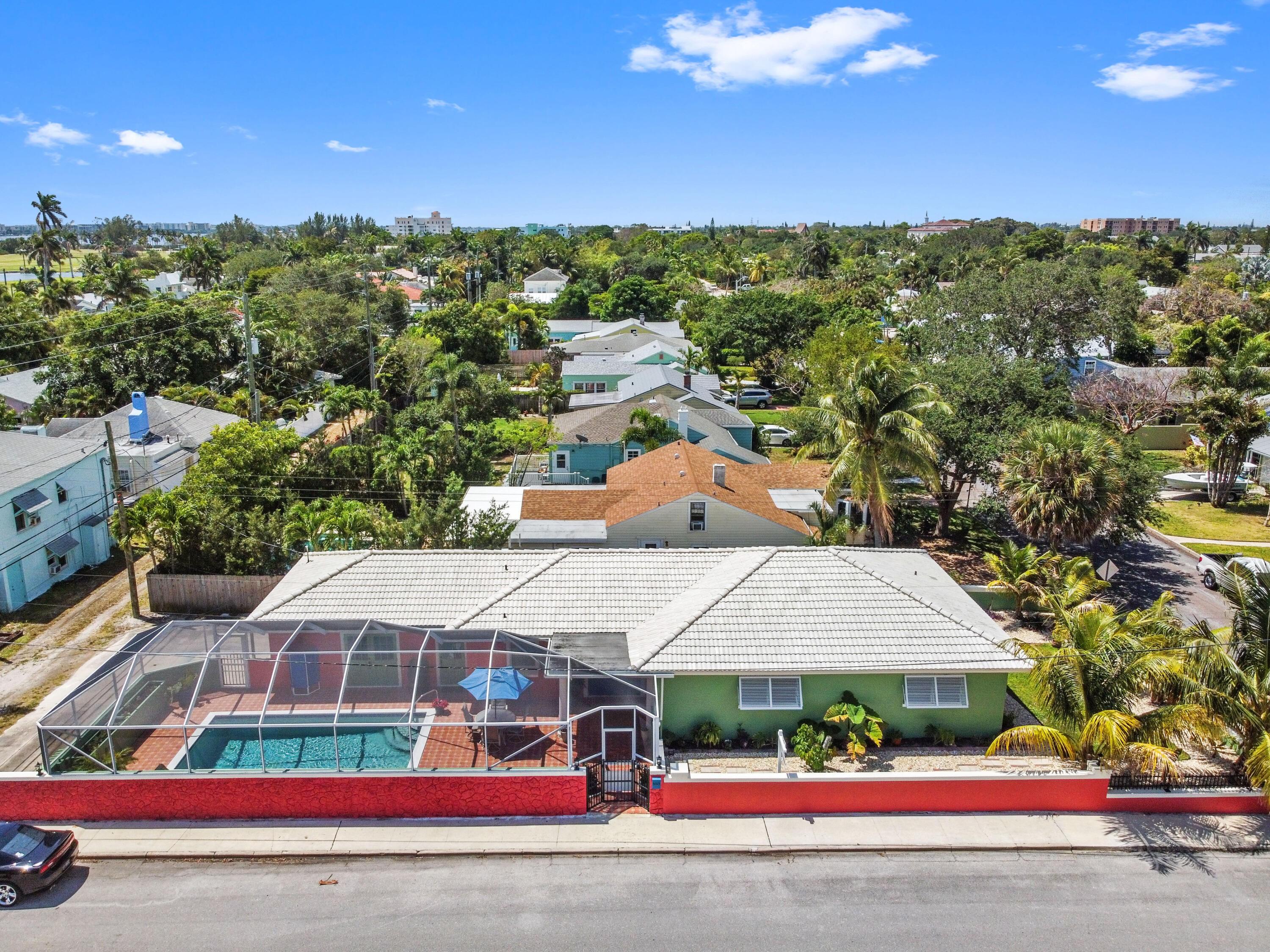 Property Image for 532 N Palmway