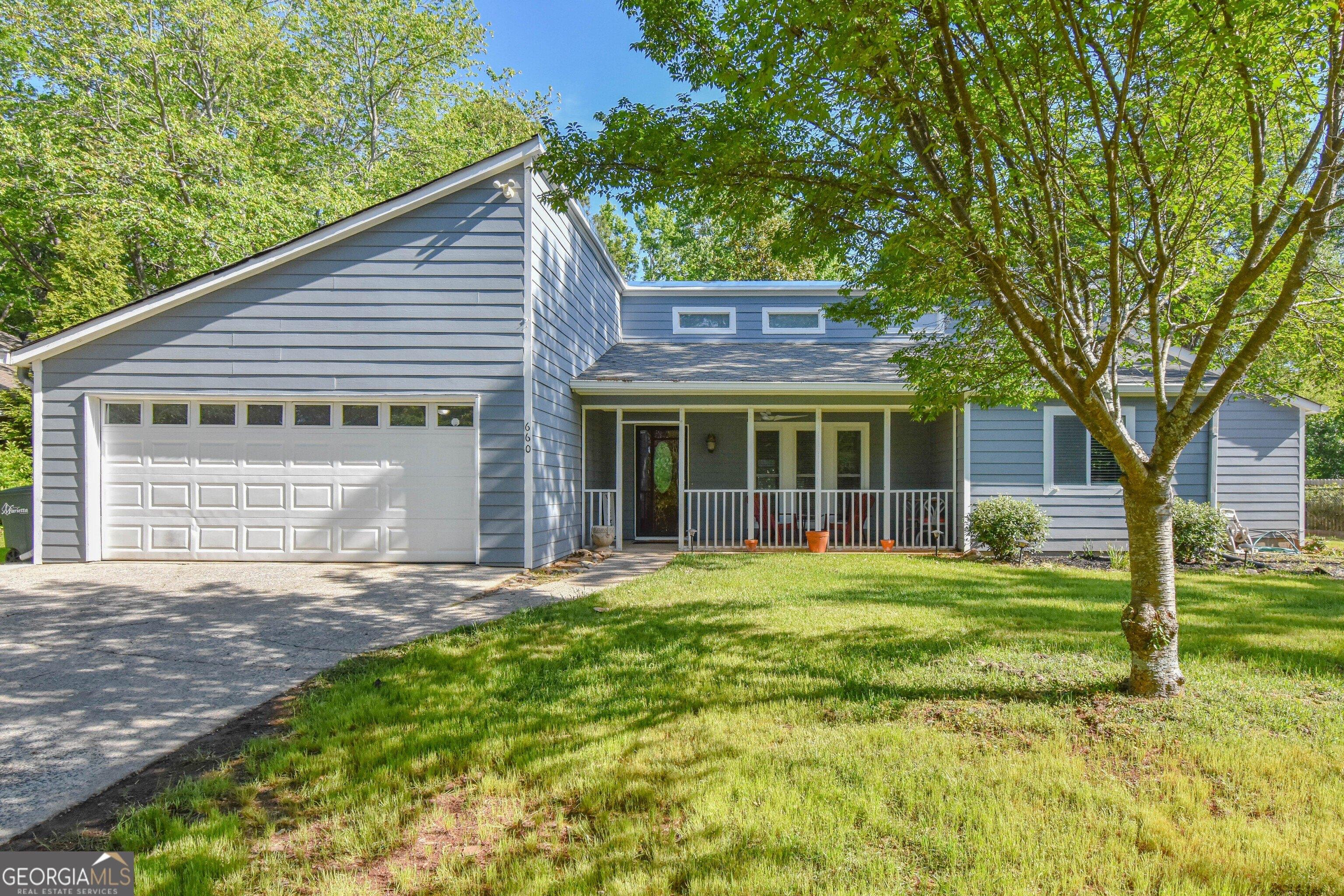 Property Image for 660 APPLEWOOD Lane NW