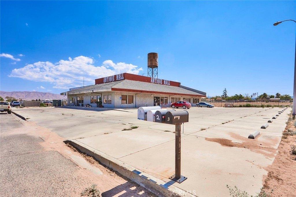 Property Image for 16937 Walnut Street