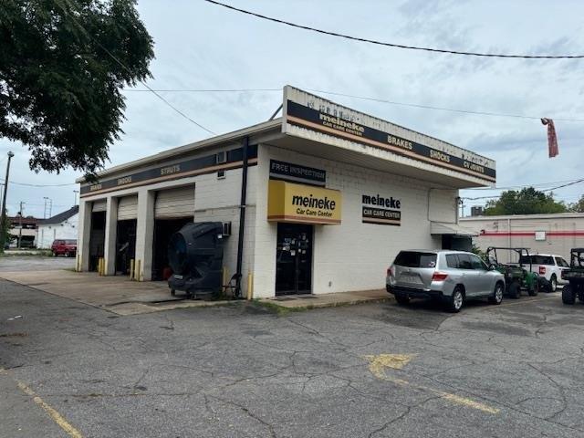 Property Image for 912 Veterans Parkway