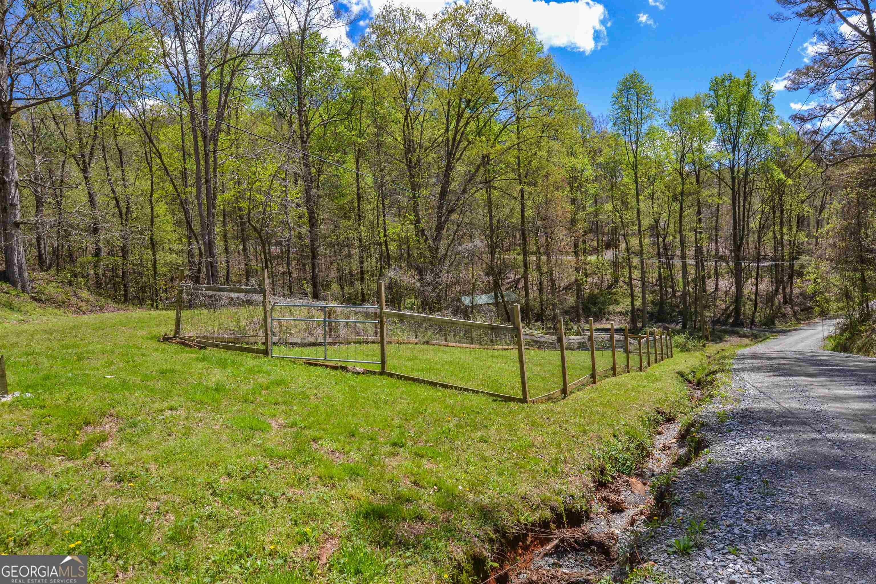 Property Image for 590 Piney Spur Road