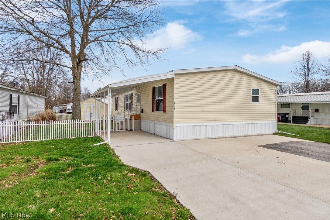 Property Image for 225 Amherst Mobile Homes