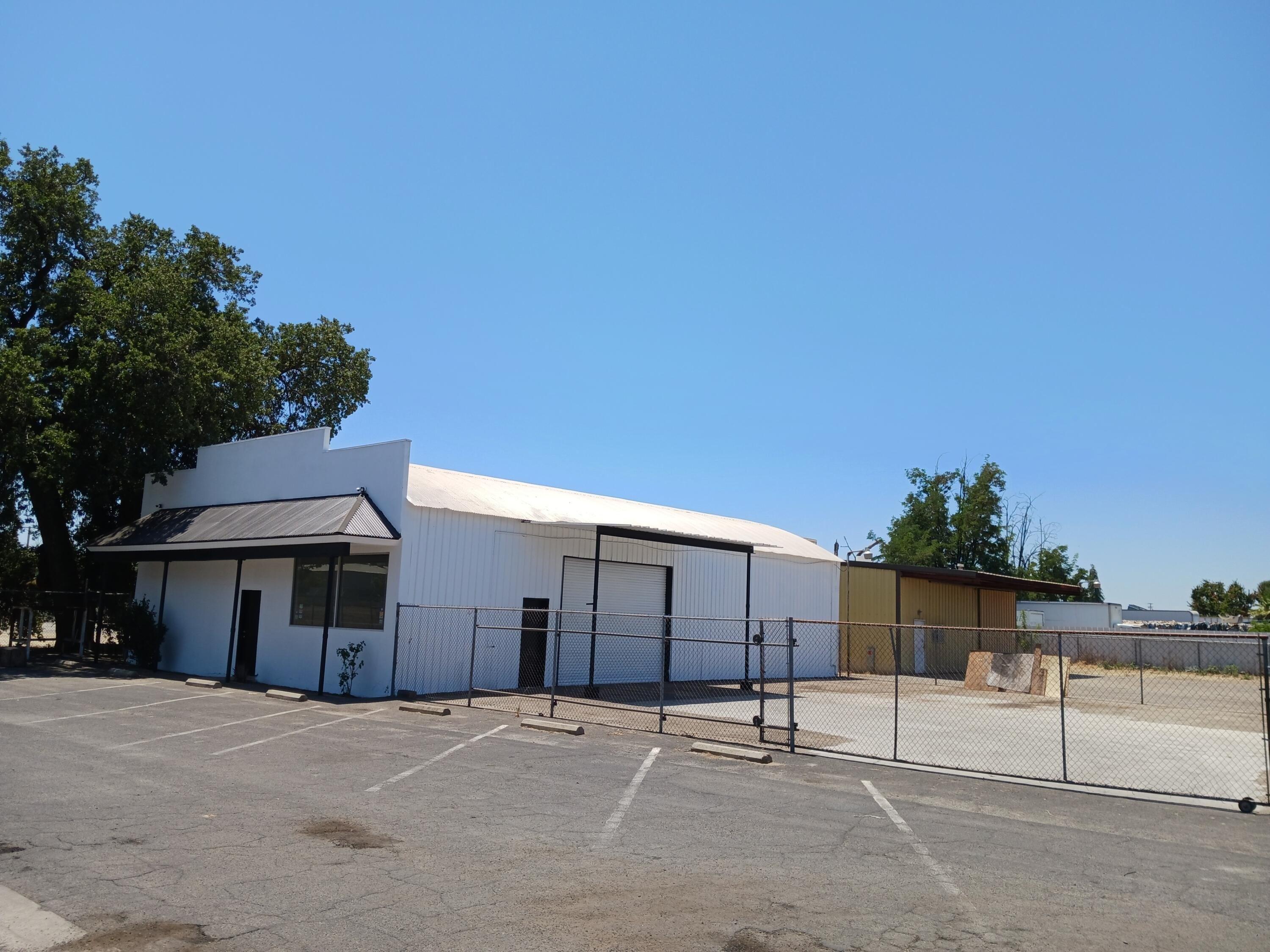 Property Image for 1149 E Houston Avenue