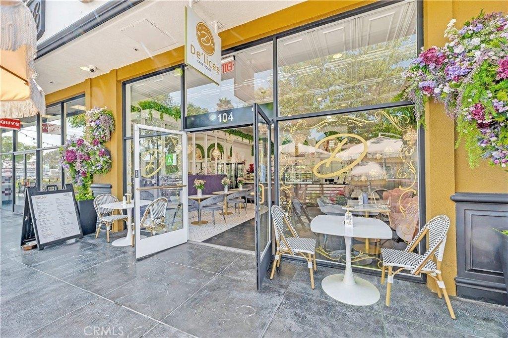 Property Image for 12930 Ventura Boulevard
