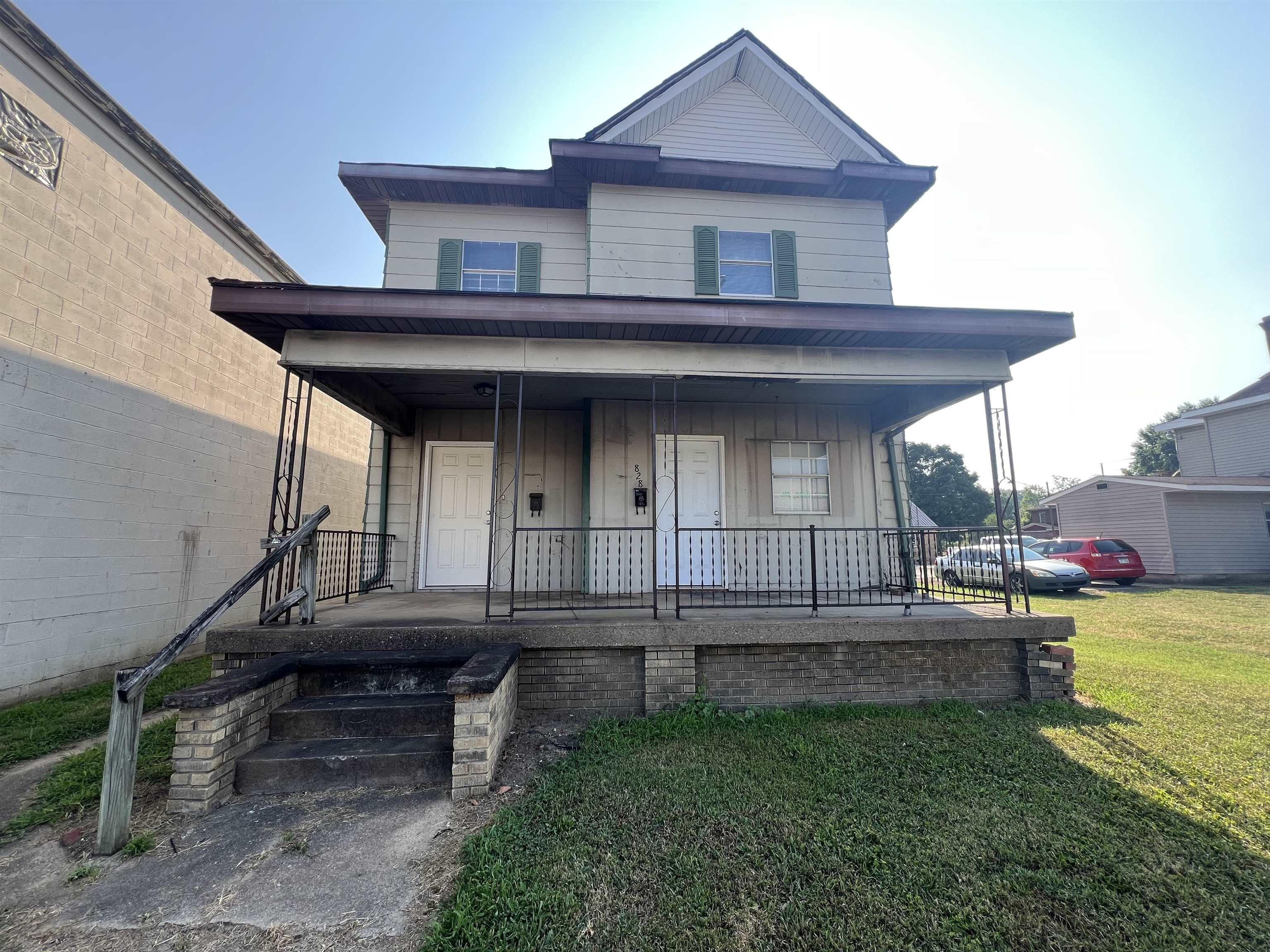 Property Image for 828-830r-834 20th Street