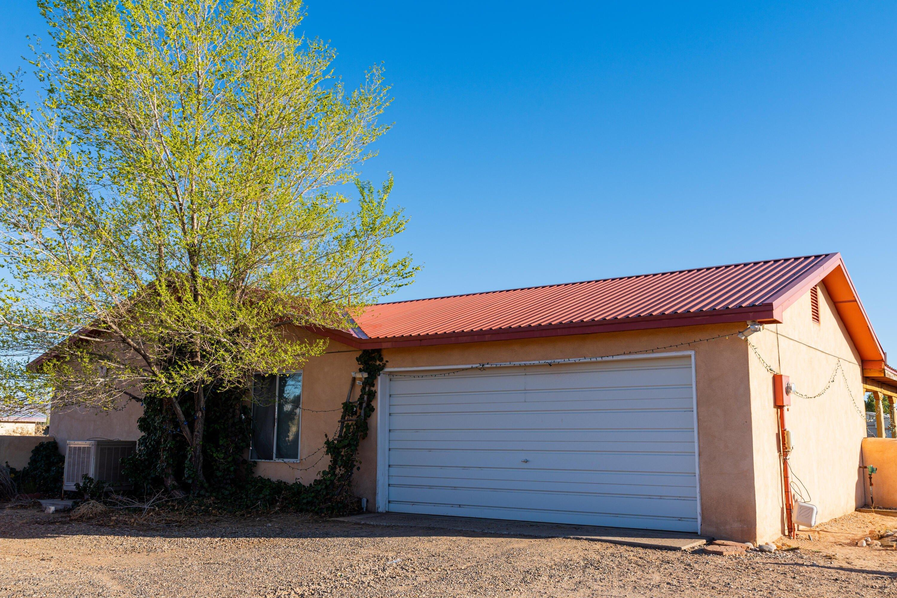 Property Image for 605 Camino De La Tierra