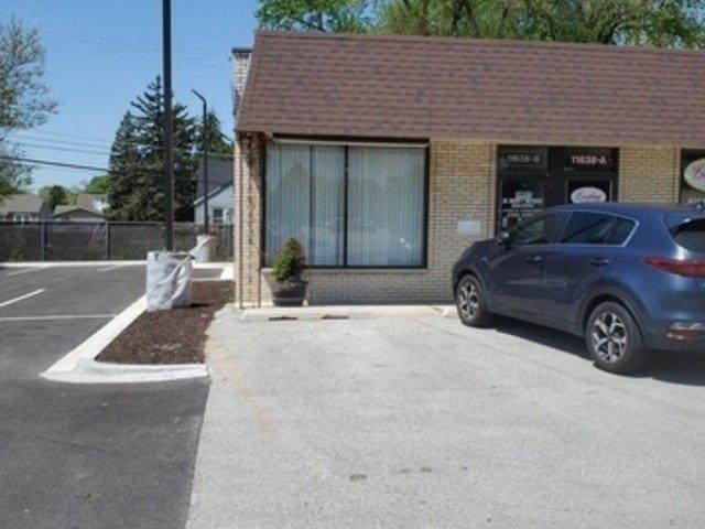 Property Image for 11638 S Pulaski Road B