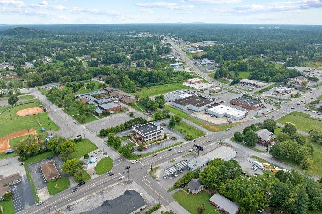 148 W Jackson St, Cookeville, TN 38501 - MLS# 234487 | C21
