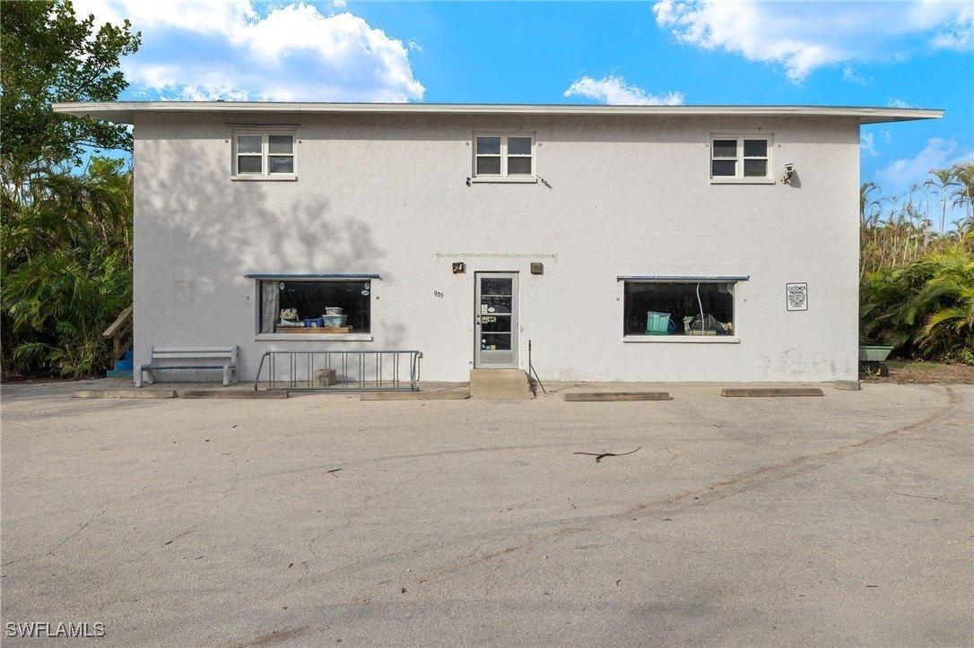 Property Image for 905 Fitzhugh Street