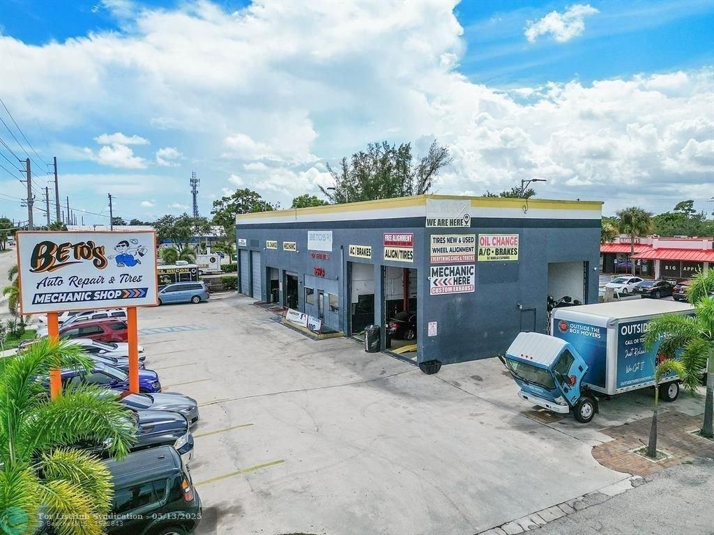 Property Image for 3593 S Military Trail