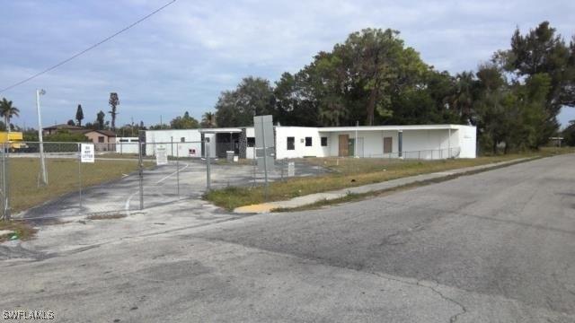 Property Image for 2305 Henderson Avenue