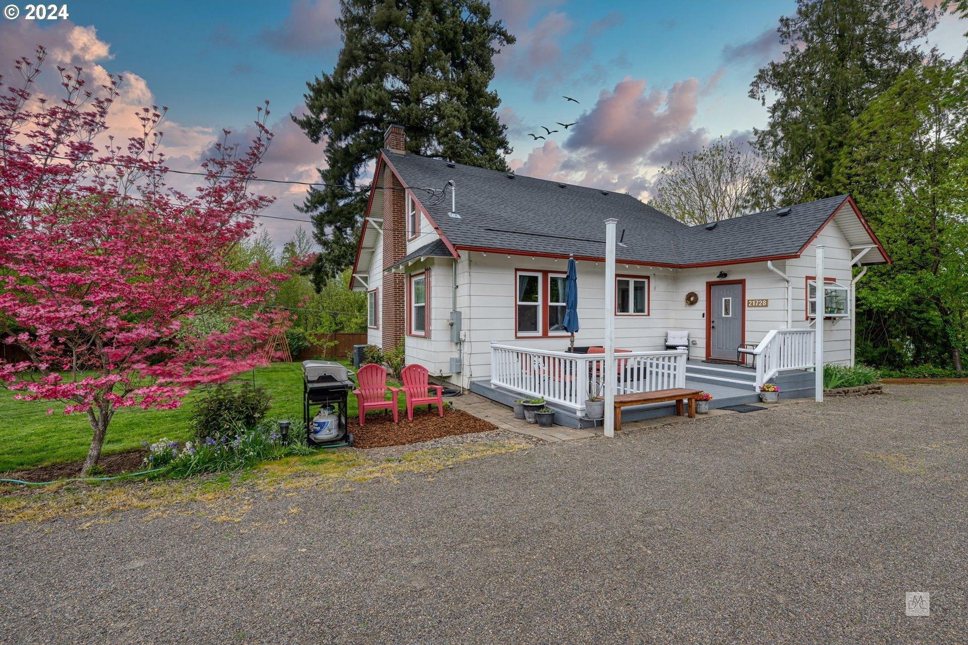 Property Image for 21728 Highway 99e