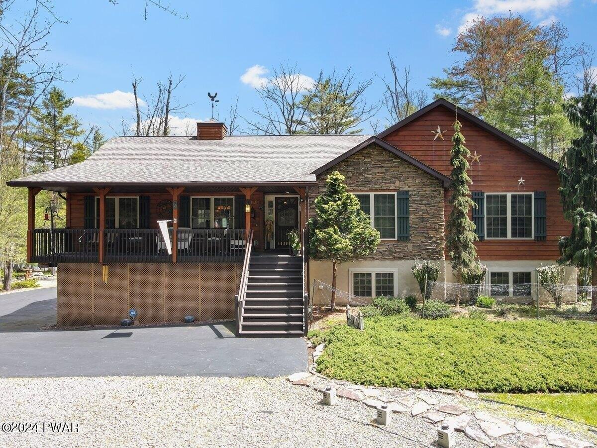 422 Tink Wig Drive, Hawley, PA 18428 MLS PW241230 CENTURY 21