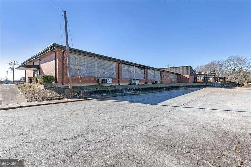 Property Image for 601 Maple