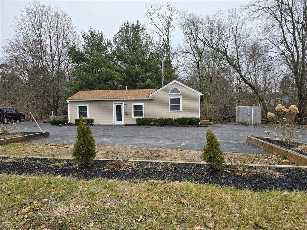 Property Image for 396 Winthrop St
