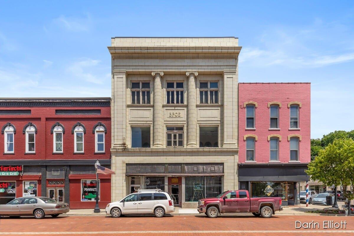 Property Image for 404 W Main Street