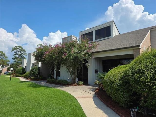 Property Image for 5001 US HWY 190 E SERVICE RD None A2